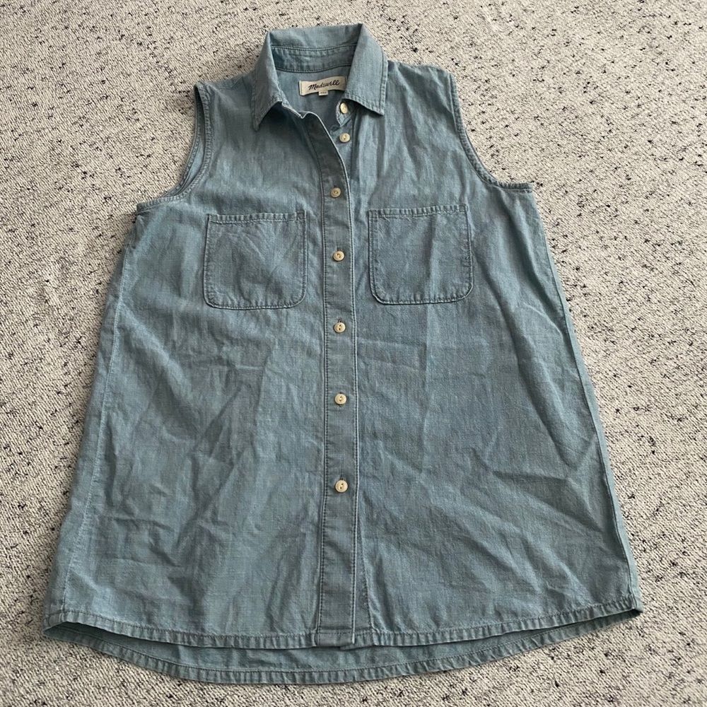 Madewell Denim Button Down Tank - Picture 5 of 7